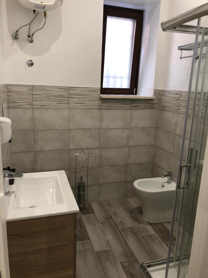 B&B Vittorio Emanuele Ciro Marina Exterior photo